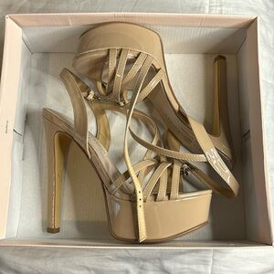 Chinese Laundry tippy tops